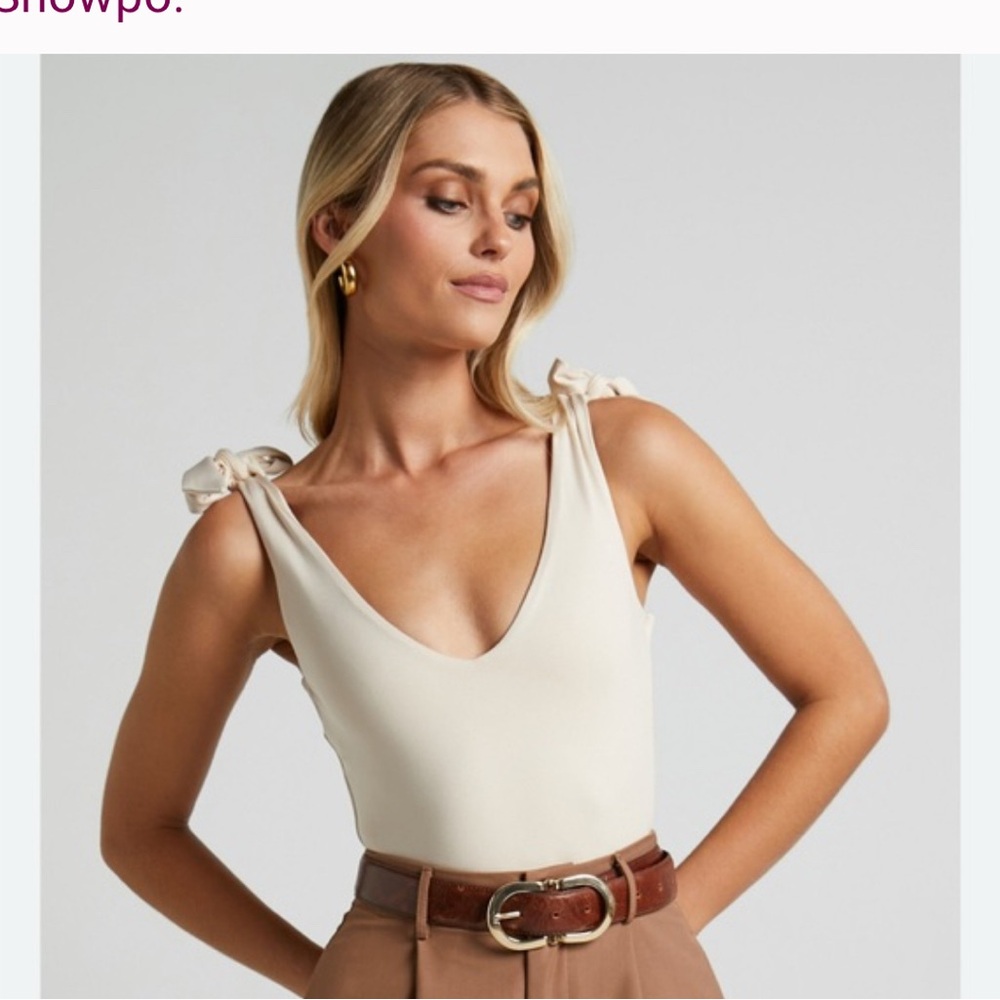 NASTY GAL VELOUR BODYSUIT